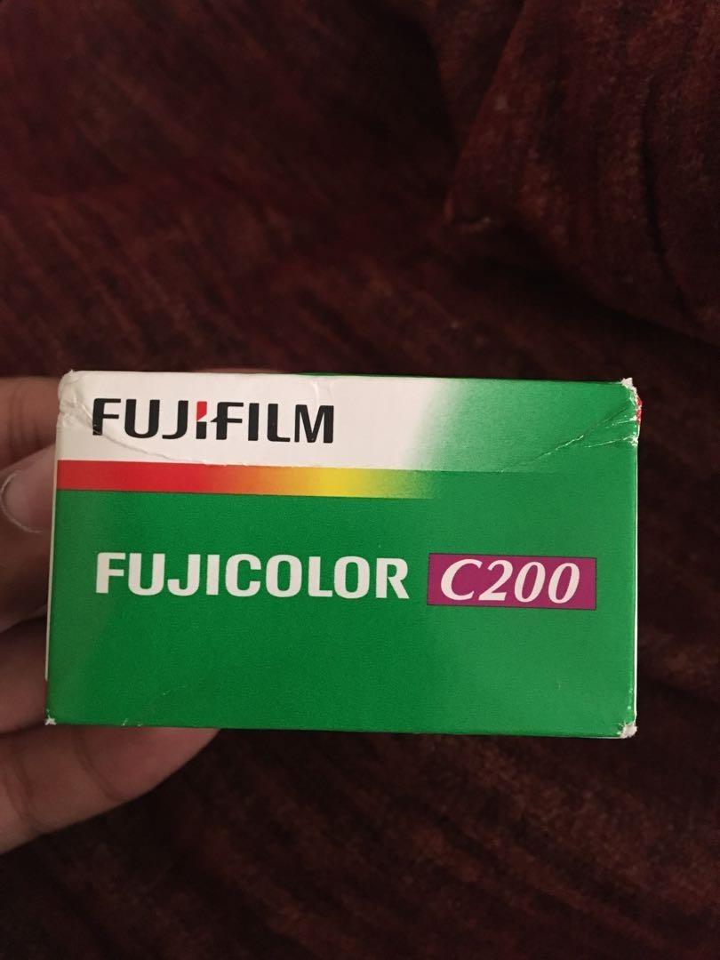Fujifilm Fujicolor c200 film roll, Photography, Cameras on Carousell