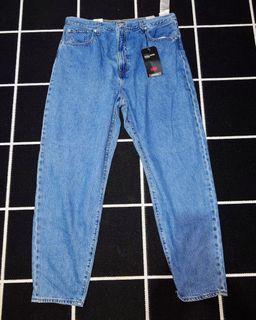 LEVIS high loose taper ladies baggy jeans