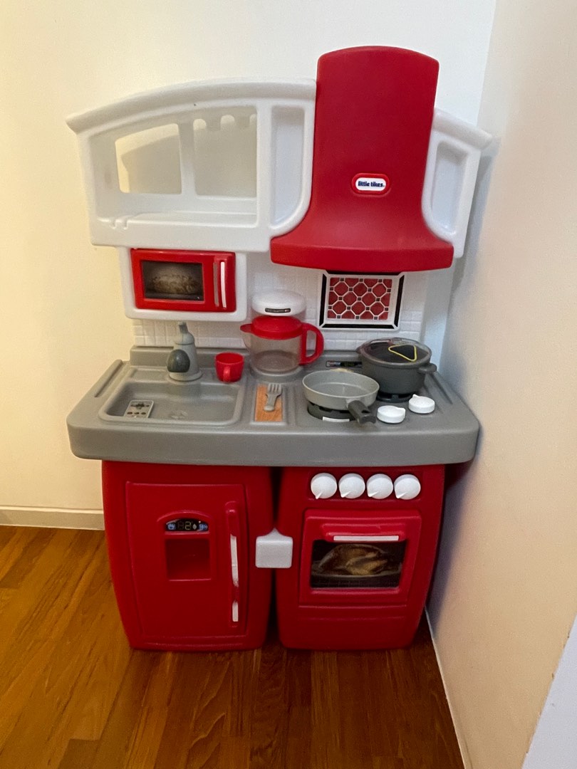 Little tikes kitchen play set. Play and grow. Expandable, Babies & Kids