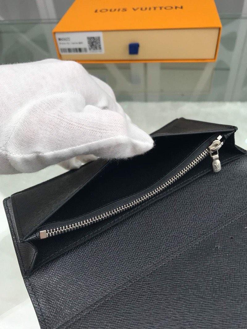 Louis Vuitton, Supreme Brazza Long Wallet Epi