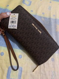 (Kategori: ) berada di . Dikirim oleh csandra22 (ID iklan 1183175636, Gambar 1). Deskripsi: .
