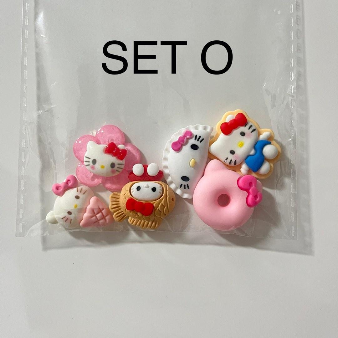 Mini charms crocs jibbitz charms miniature sanrio, Women's Fashion