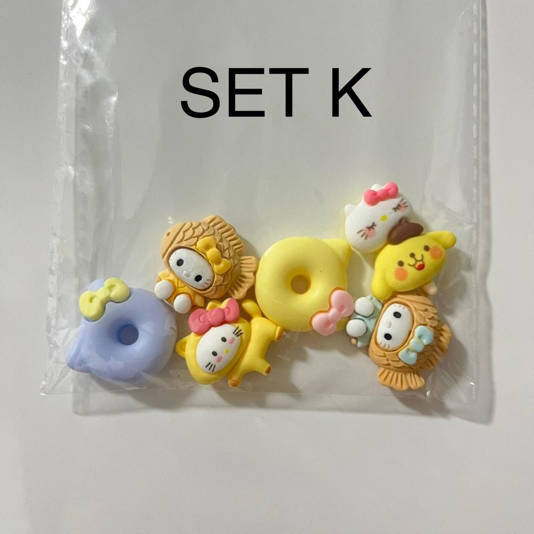 Mini charms crocs jibbitz charms miniature sanrio, Women's Fashion