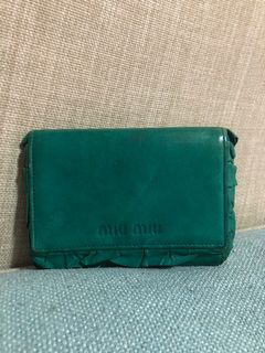 (Category: ) located in . Submitted by ana.preloved77 (Listing ID 1183255393, Image 1). Description: .