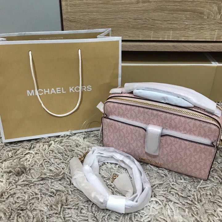 Mk double zip crossbody, Women's Fashion, Bags & Wallets, Crossbody