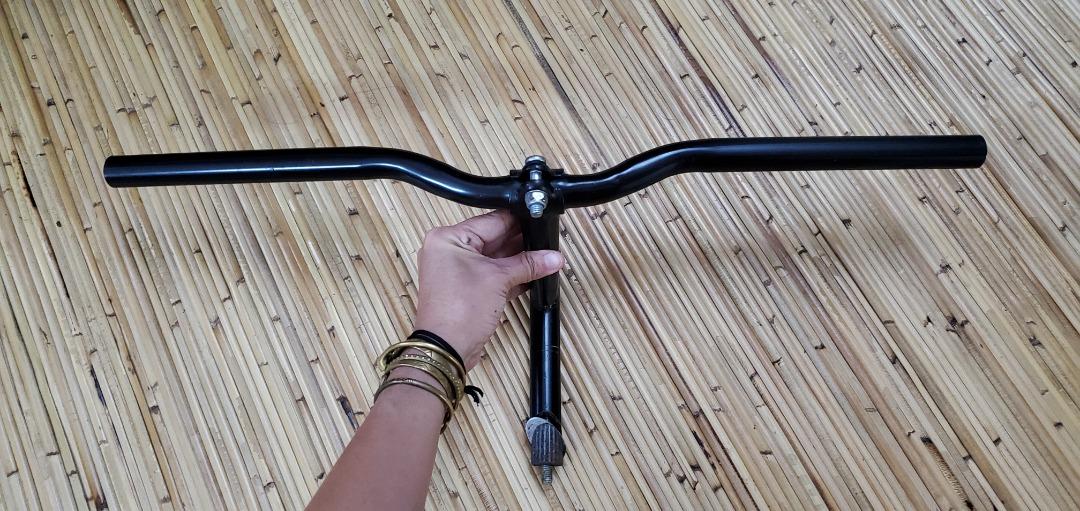 MTB Basic Handle Bar (Category: Bicycles) located in Kota Kinabalu. Submitted by __fxs__ (Listing ID 1183209279, Image 2). Description: Handlebar besi standard / basic yang ditanggalkan dari MTB 26". Panjang handlebar 58‐59cm / 23.5inci Stem saiz 22.2 Jual sebab sudah ada handle bar baru. Kondisi barang seperti dalam gambar. Saya letak harga murah sebab tak nak simpan lama (tak ada ruang) SELF COLLECT BOLEH DAPAT DISKAUN *NOTA: Untuk pembelian me