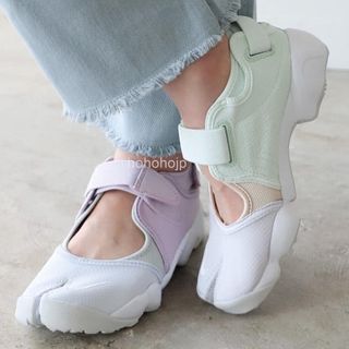（分類：）位於 。 由 Princess_Aurora 提交（商品編號 1183294559，圖片 1）。簡介： 。