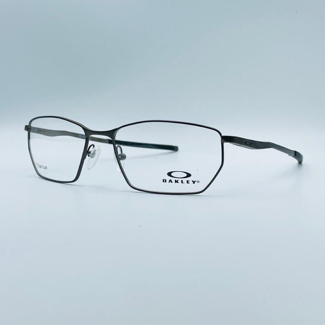 Oakley top pewter titanium