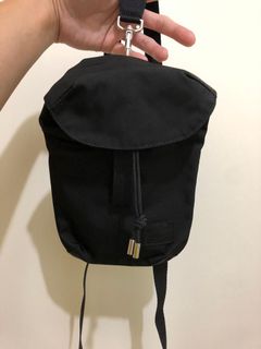 （分類：）位於 。 由 tcltcltcl 提交（商品編號 1183184576，圖片 1）。簡介： 。