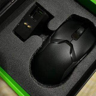Razer Viper Ultimate (With Charging Dock)