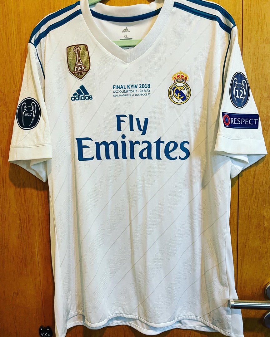 Authentic Real Madrid Cristiano Ronaldo purple jersey, Men's Fashion,  Activewear on Carousell