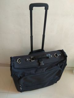 （分類：）位於 。 由 hingkin 提交（商品編號 1183123187，圖片 1）。簡介： 。