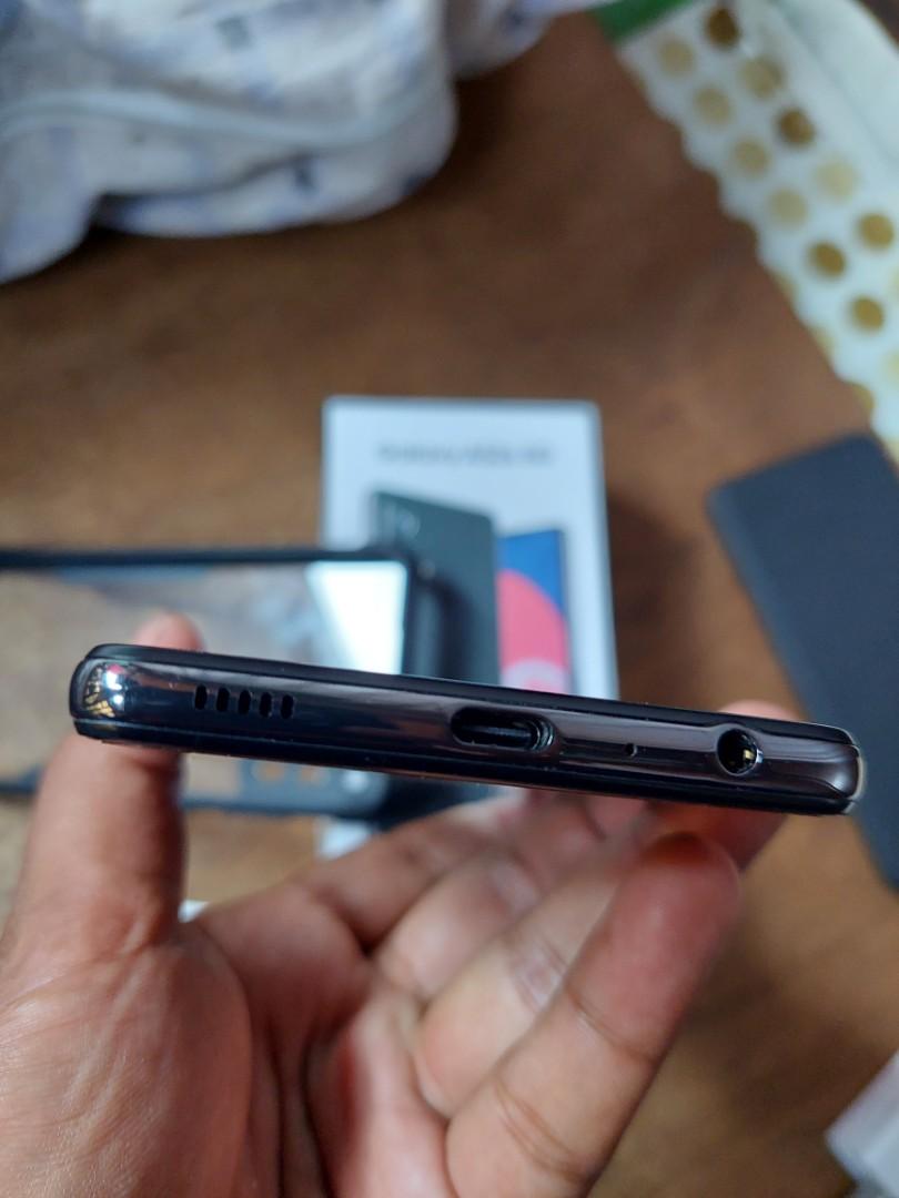 Samsung a52s 5g (Category: Samsung) located in Quezon City. Submitted by marcianoruiz1984 (Listing ID 1183172928, Image 2). Description: for sale samsung a52s 5g.. no issue..unit,case,box at rep charger. quezon city area 6.5 super amoled 120 hz ref rates 8/128 64 mp quad cam 32 mp selfie cam 4500 mah 778 snpdgon.
