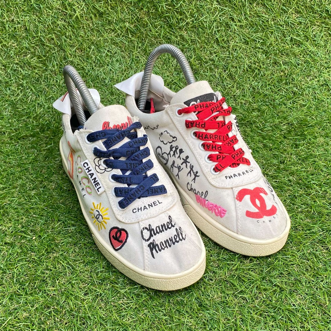 Harga sepatu chanel pharrell sales