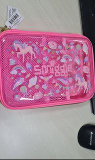Smiggle Fiesta Hardtop Pencil Case -Pink