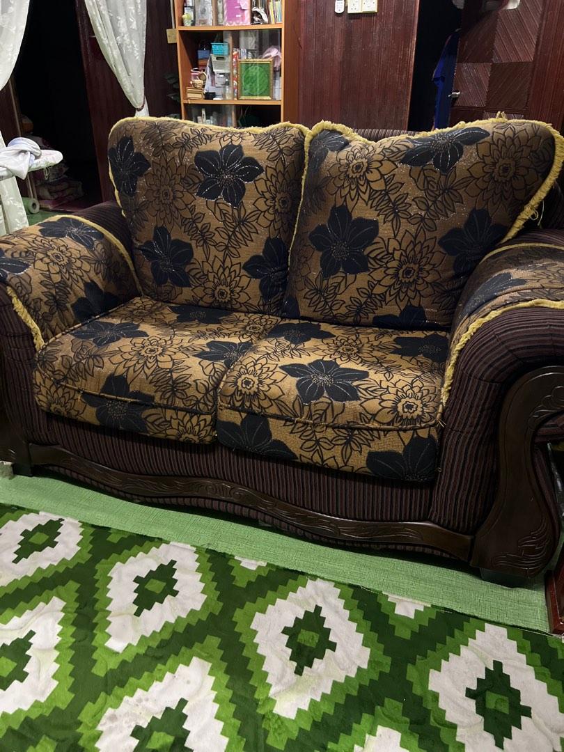 Sofa set(preloved), Furniture & Home Living, Furniture, Sofas on Carousell