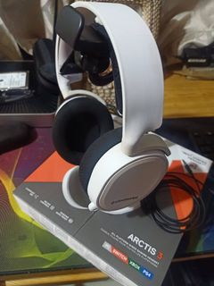 (Category: ) located in . Submitted by SteelSeries0816 (Listing ID 1183171536, Image 1). Description: .