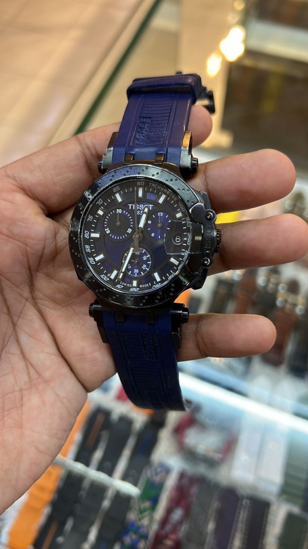 Tissot motogp hotsell watch 2021
