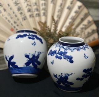 vintage arita porcelain karako vase