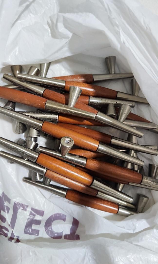 Vintage door knobs (Category: Shelves, Cabinets & Racks) located in Singapore. Submitted by fairtradez (Listing ID 1183268742, Image 3). Description: $8/pc total i have 16pcs hole to hole about 9.6cm handle length is 14.3cm.