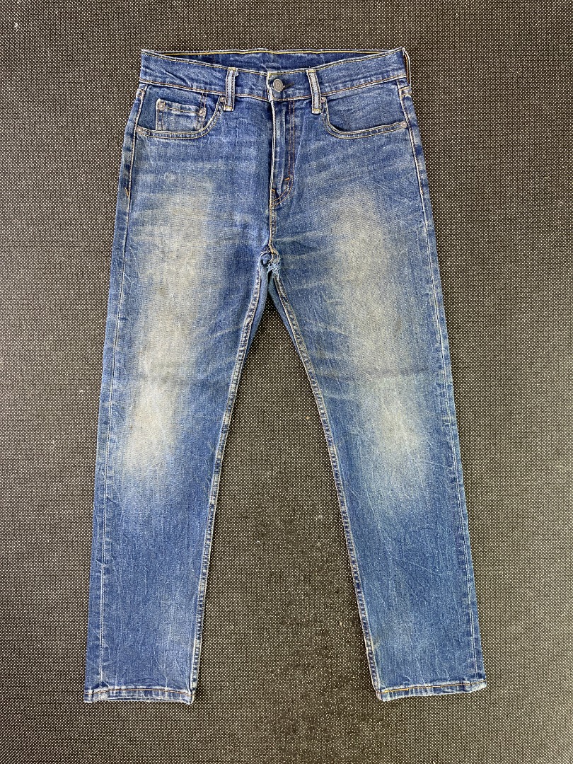 Vintage Levis 502 Ripped Jeans - J249, Men's Fashion, Bottoms, Jeans on  Carousell