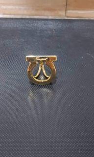 Vintage Salvatore Ferragamo gancini scarf ring/logo ring
