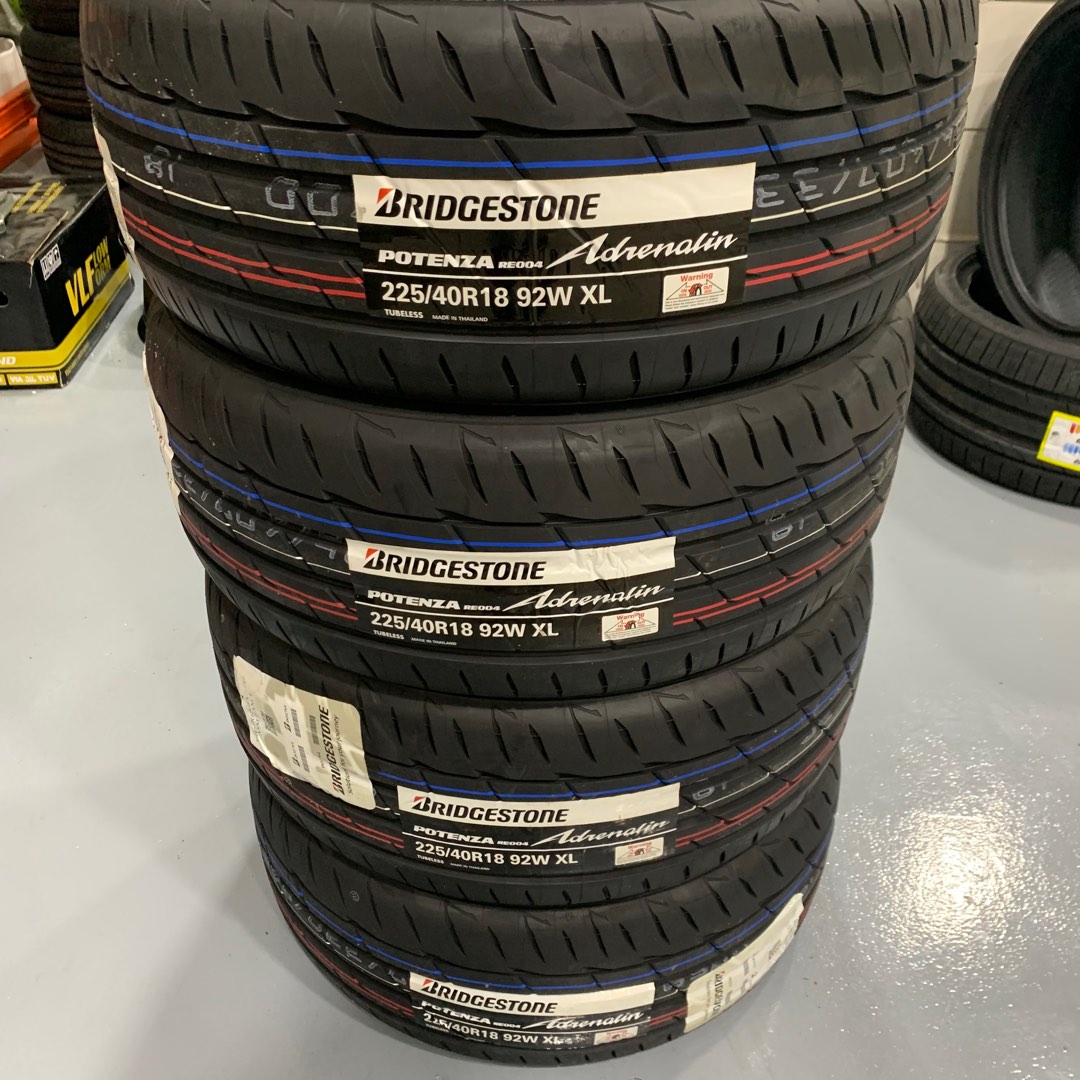 225/40/18 Bridgestone RE004, Car Accessories, Tyres & Rims on Carousell