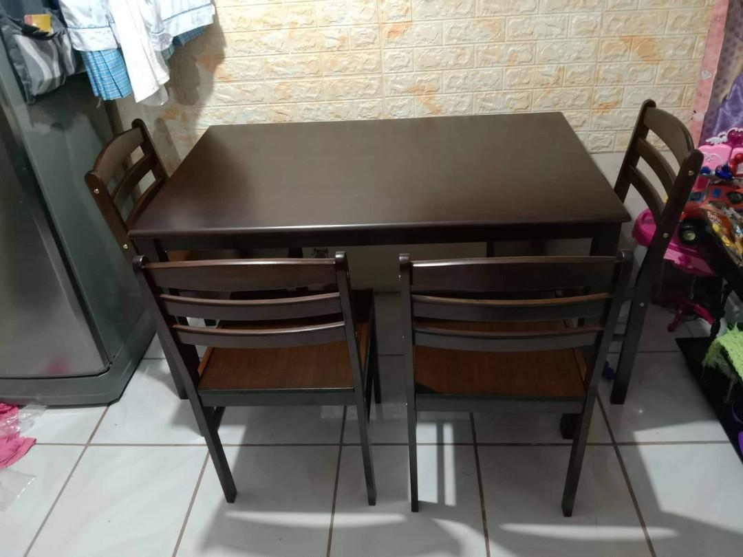 4 Seaters Dinning Table-Imported Malaysian Rubber Wood (Category: Tables & Sets) located in Manila. Submitted by minchin30 (Listing ID 1183334949, Image 1). Description: .