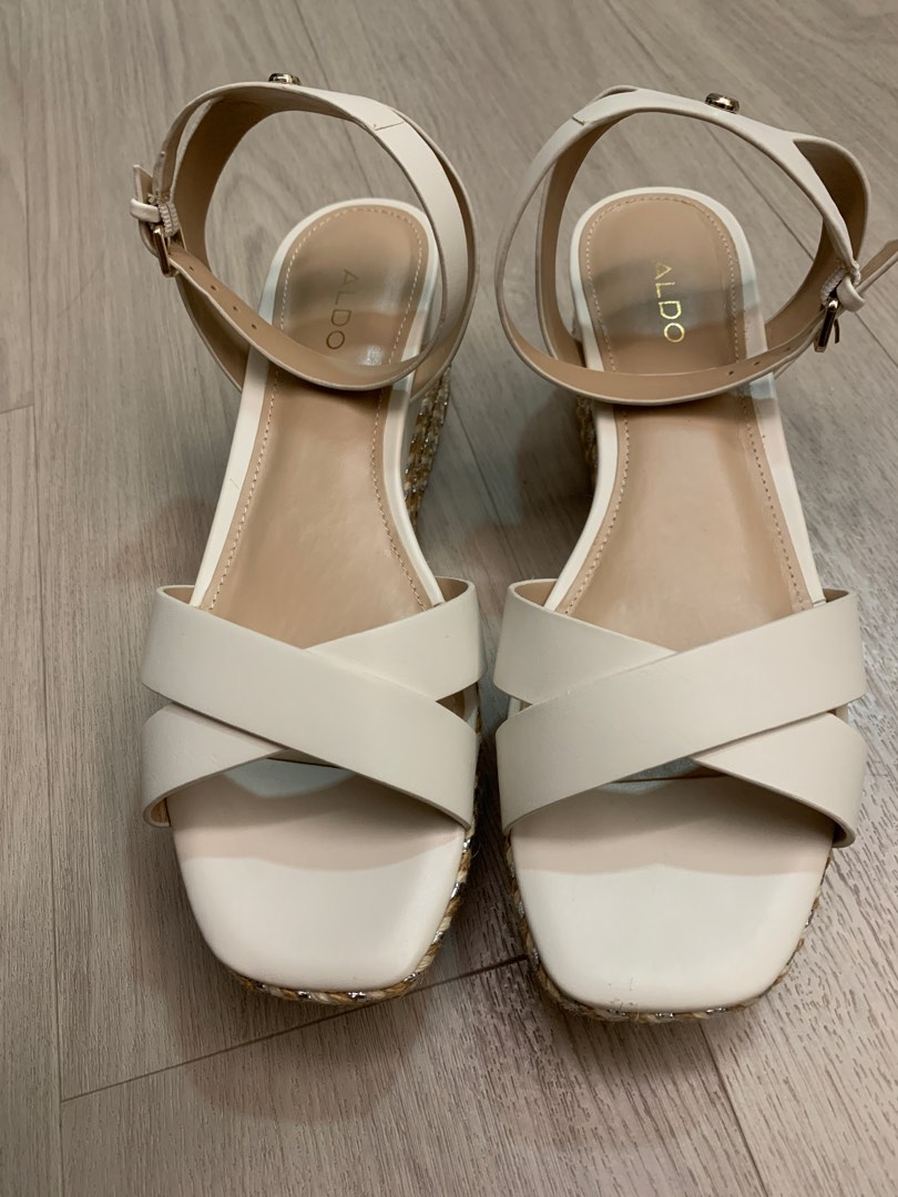Aldo White Wedges Women s Fashion Footwear Wedges on Carousell