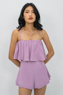 (Category: ) located in . Submitted by xwlwardrobe (Listing ID 1183460146, Image 1). Description: .