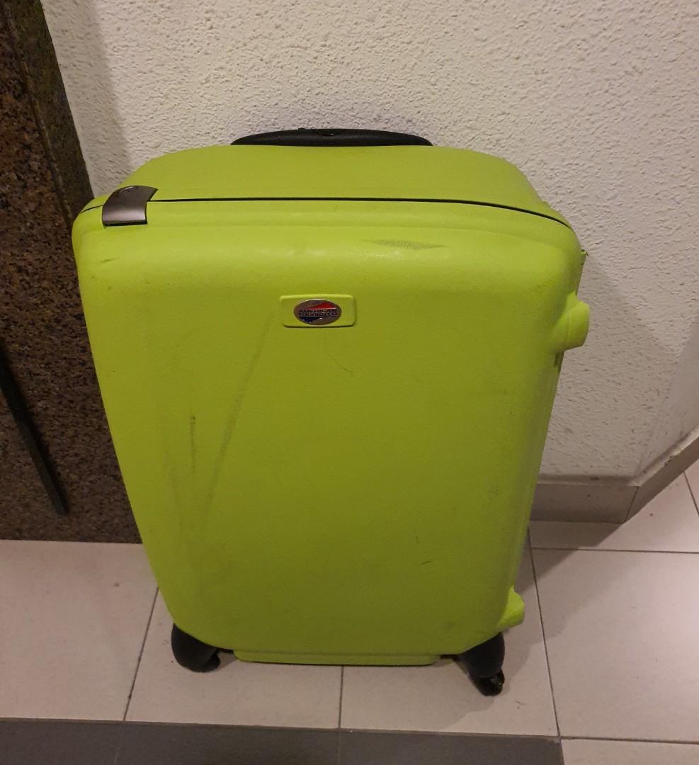 American Tourister 30 inch Hardcase Luggage, Hobbies & Toys, Travel