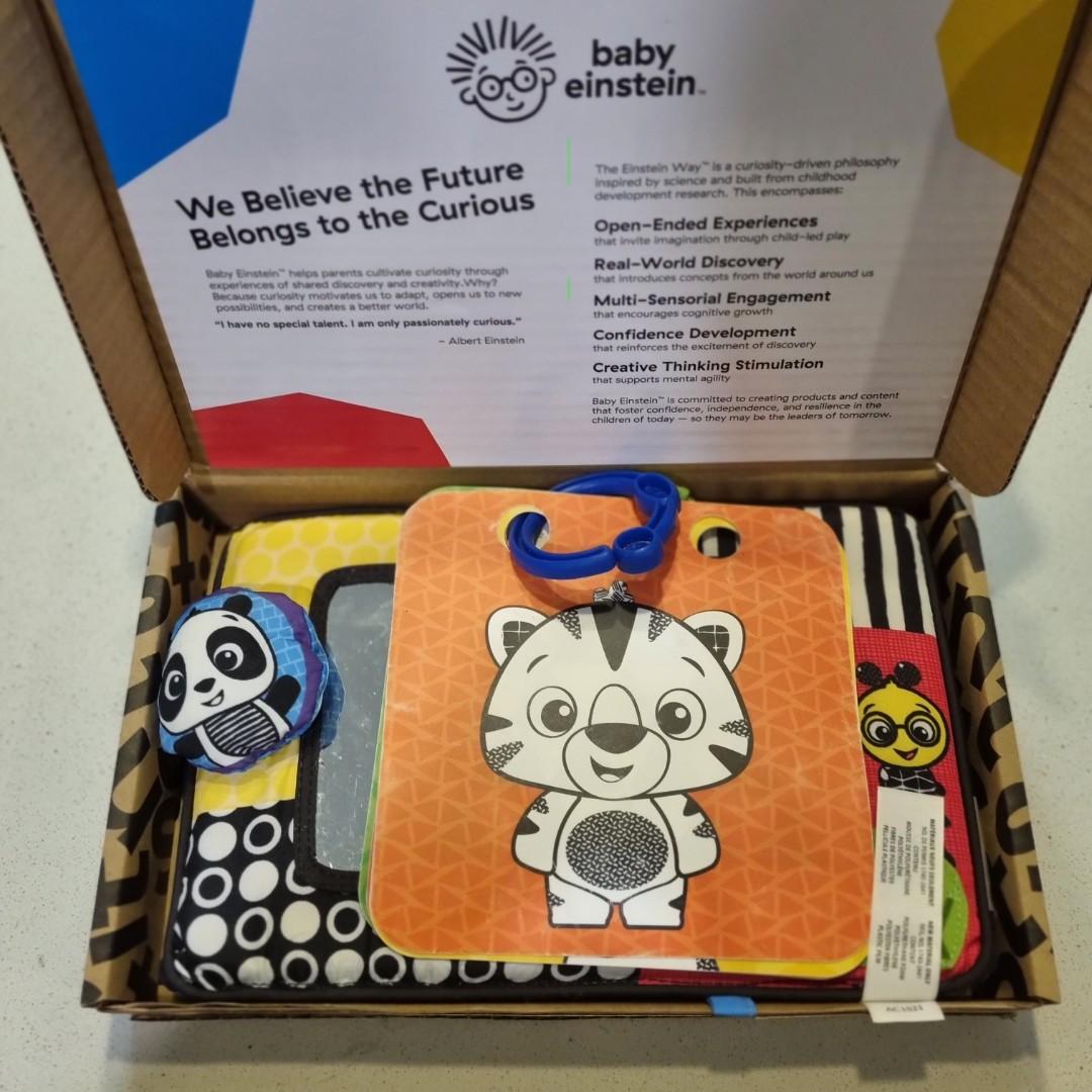 Baby Einstein Flip for Art tummy time mirror Flashcard black white