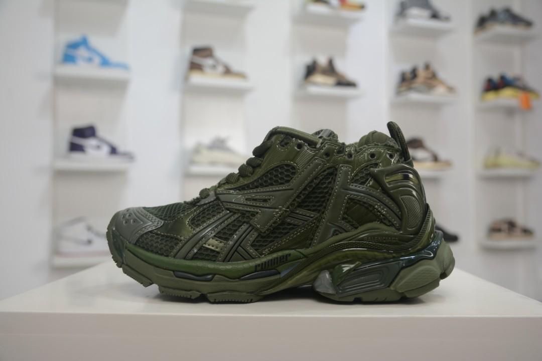 Balenciaga triple online s mens olive
