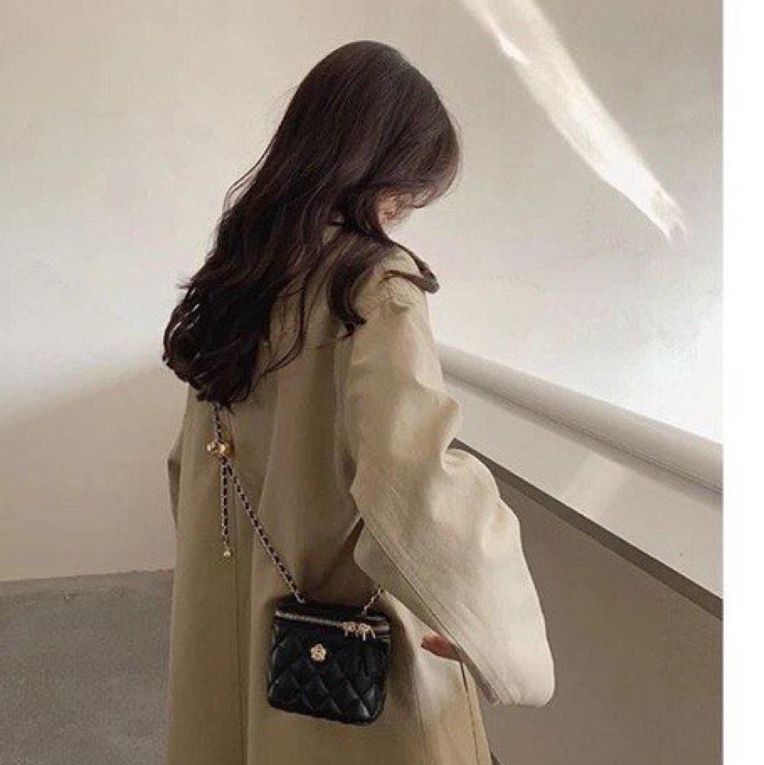 Chain sling bag hot sale
