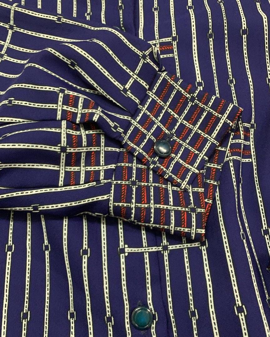 Blouse (Category: Blouses) located in Puchong. Submitted by areyew (Listing ID 1183481813, Image 3). Description: .