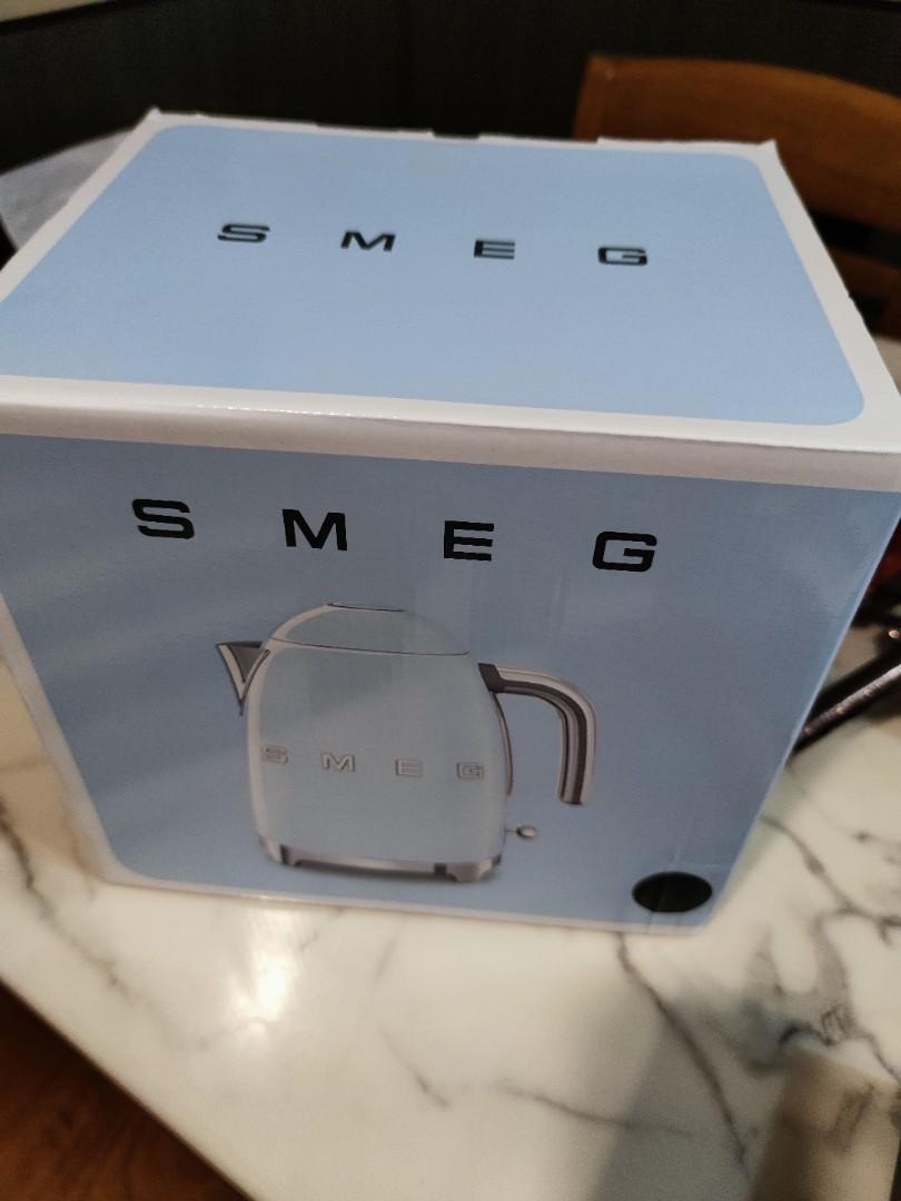 Brand new Smeg Kettle Black, TV & Home Appliances, Kitchen Appliances