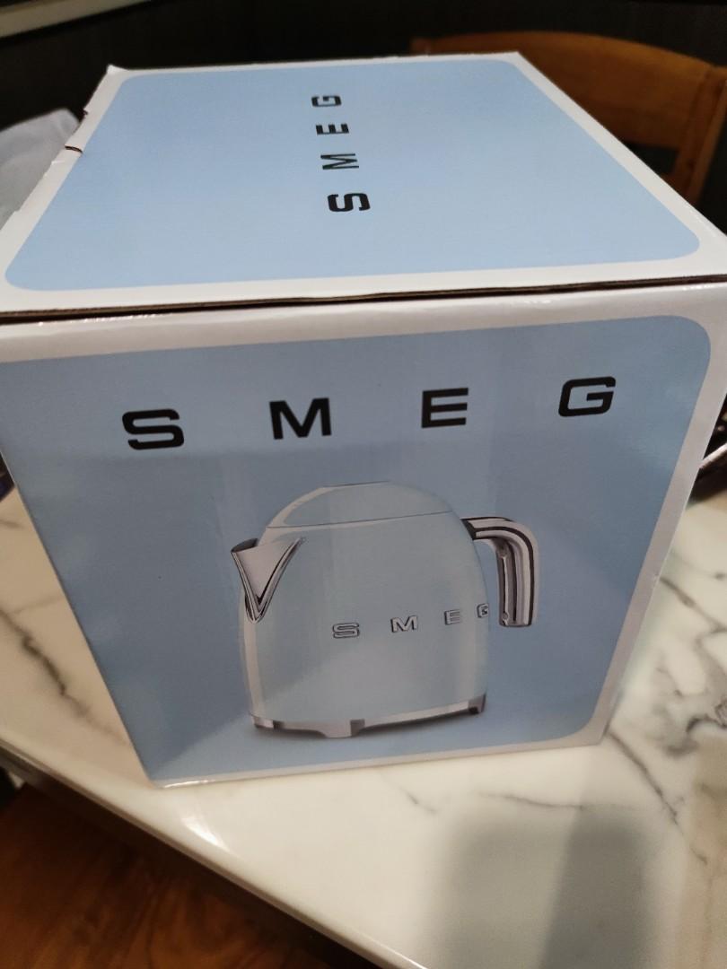 Brand new Smeg Kettle Black, TV & Home Appliances, Kitchen Appliances