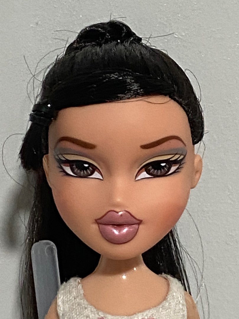 Bratz step shop out jade