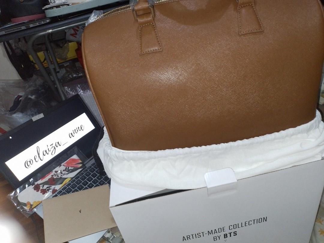 BTS Taehyung / V Mute Boston Bag, Hobbies & Toys, Memorabilia ...