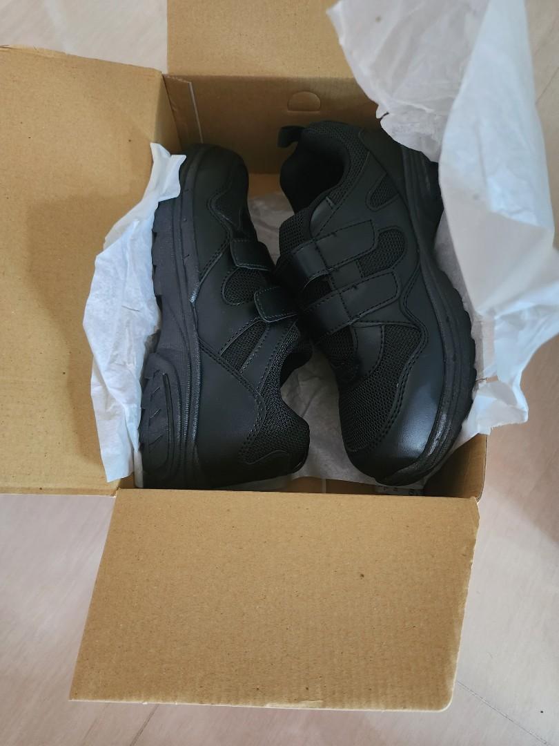 Checker black shoe, Babies & Kids, Babies & Kids Fashion on Carousell