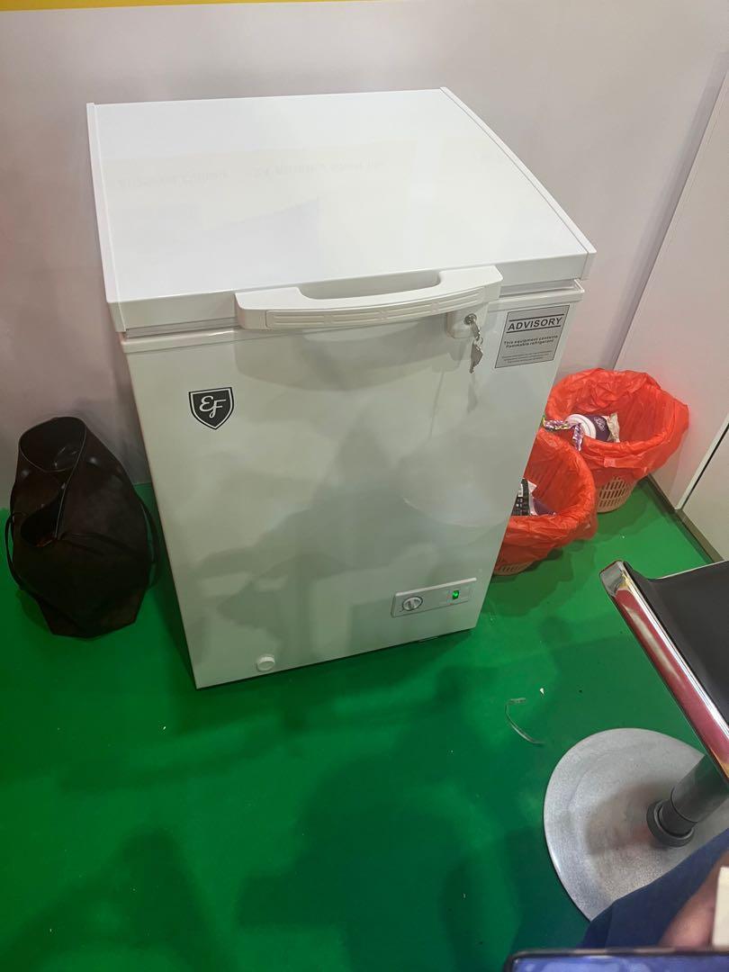 Chest freezer 100L, TV & Home Appliances, Kitchen Appliances