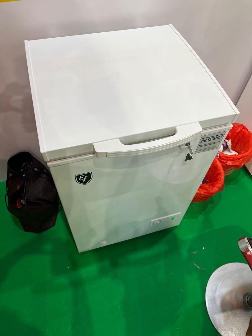 Chest freezer 100L, TV & Home Appliances, Kitchen Appliances