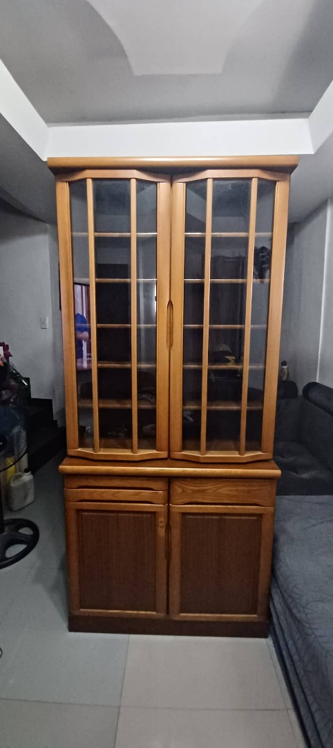 Classic Displayer with Drawers and Cabinet, Furniture & Home Living ...