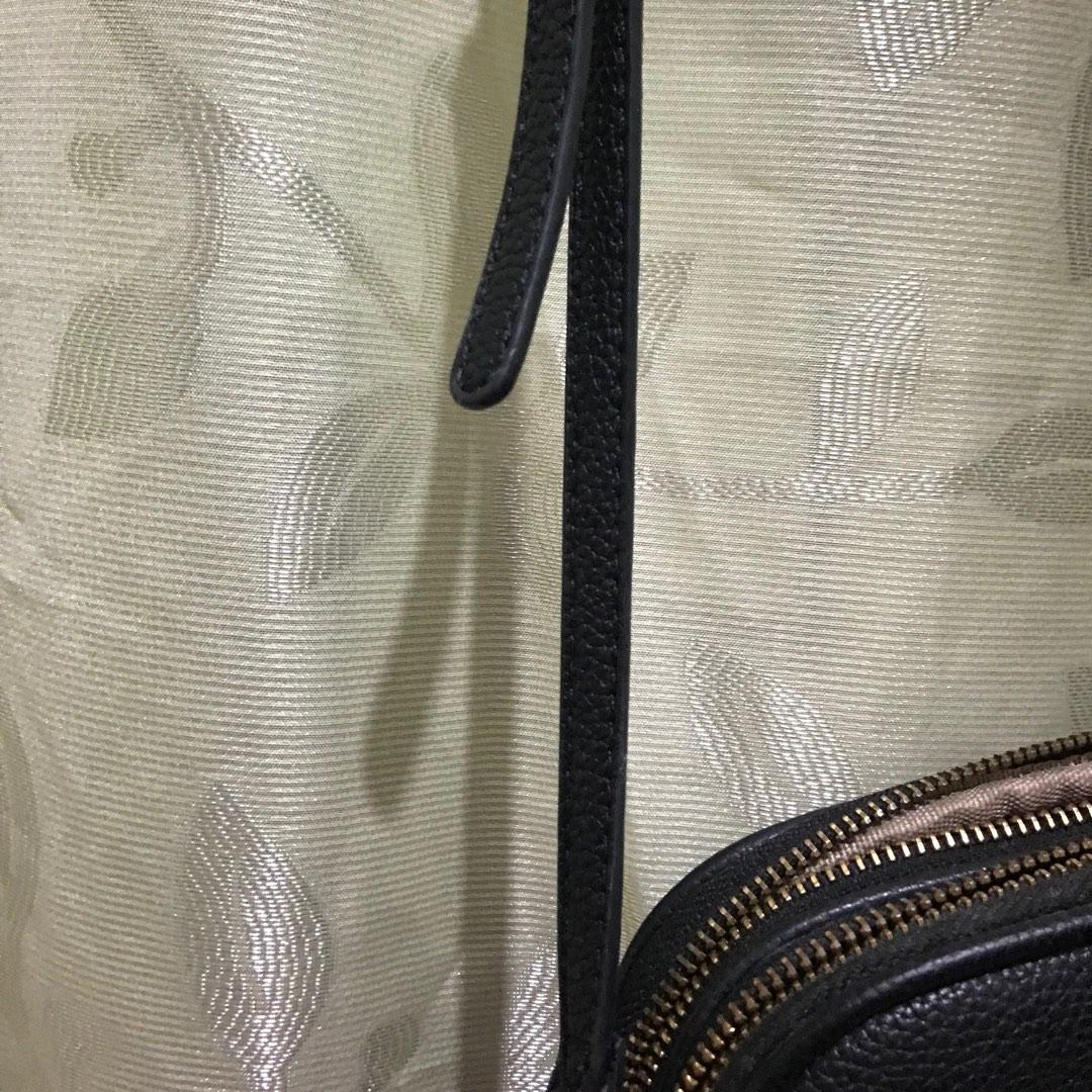 Coach Pouch Bag, Women's Fashion, Bags & Wallets, Crossbody Bags on