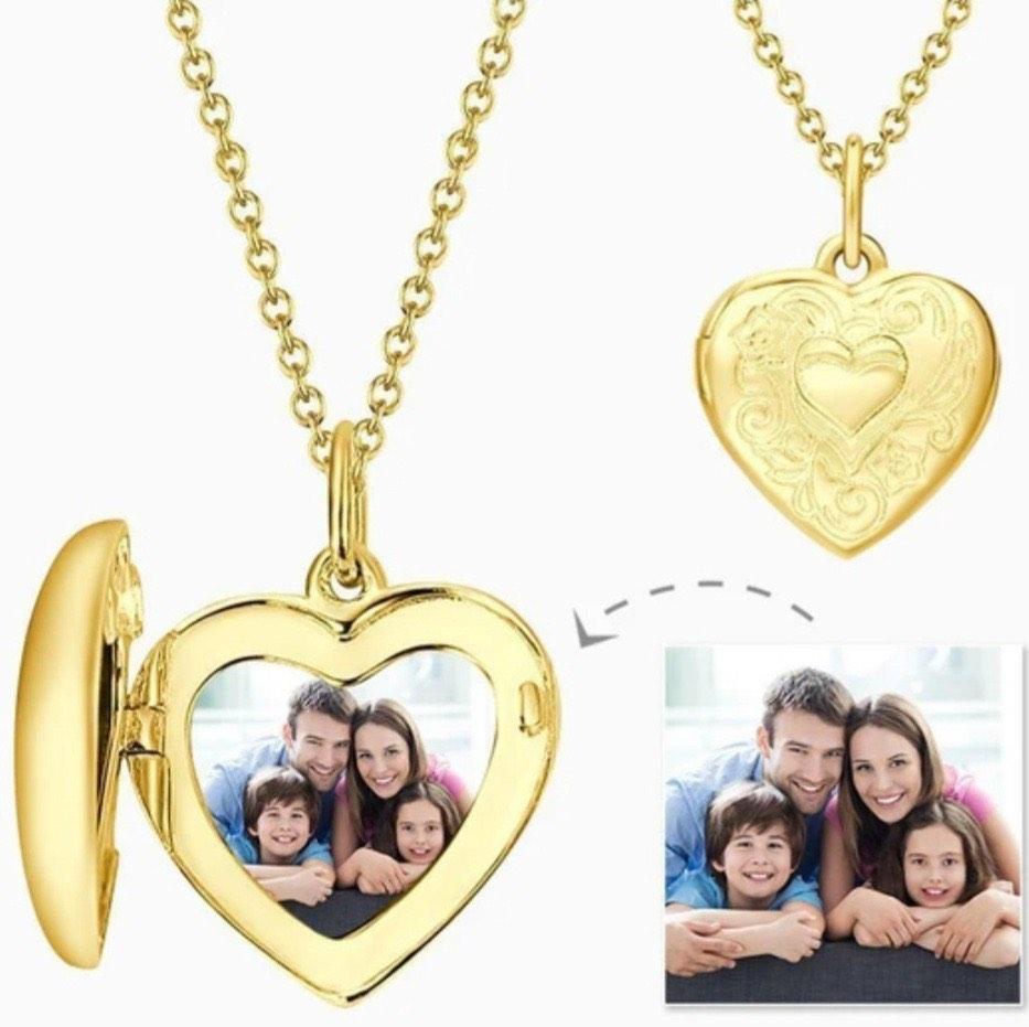 Gold custom picture pendant best sale