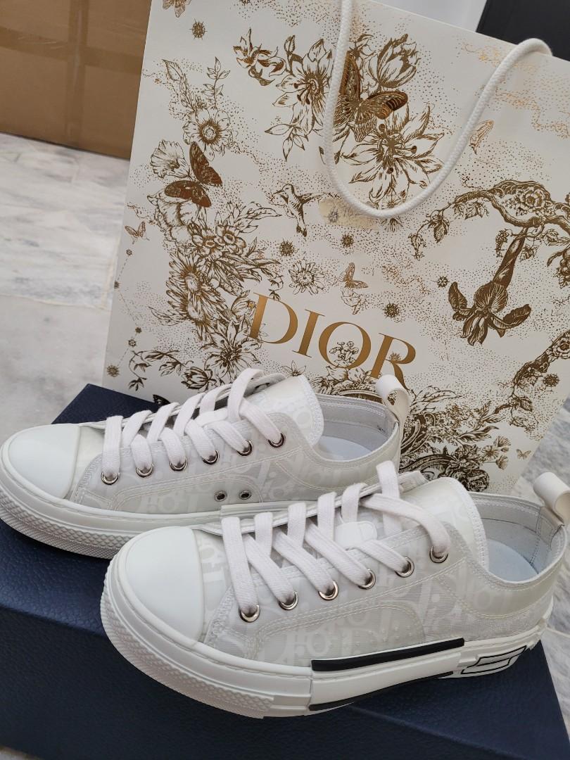 Dior x kaws b23 dior oblique low white sneaker shop