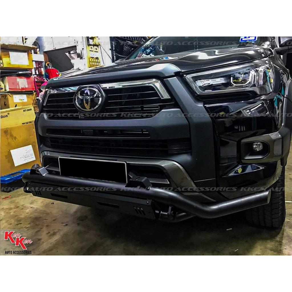 Kangaroo bar outlet hilux