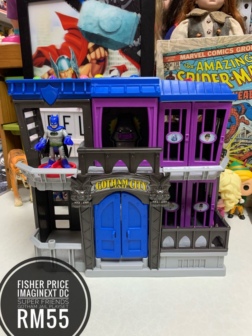 FISHER PRICE IMAGINEXT DC SUPER FRIENDS GOTHAM JAIL PLAYSET, Hobbies