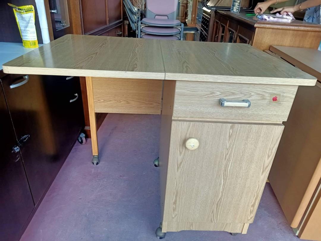 Folding Study Table Japan surplus (Category: Tables & Sets) located in Manila. Submitted by Hezcki (Listing ID 1183410509, Image 2). Description: .