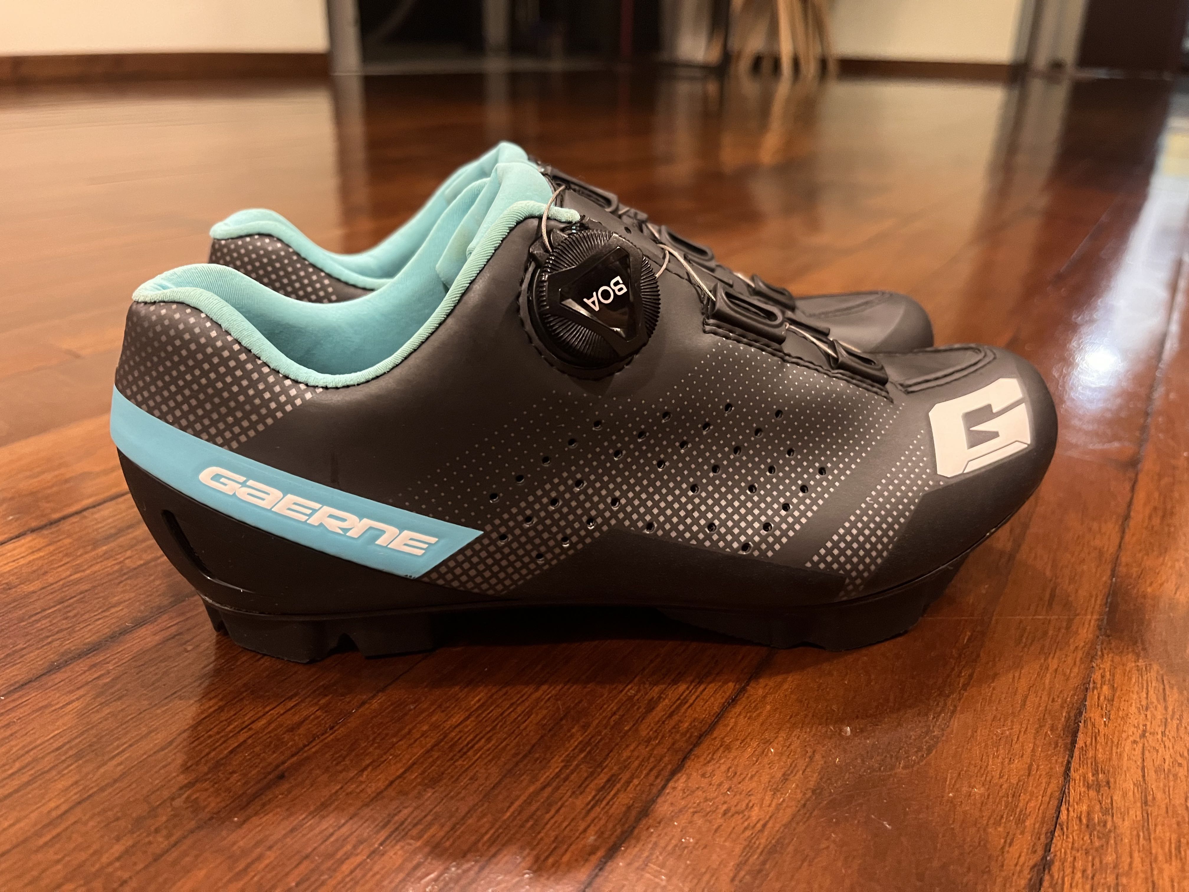 Gaerne Carbon G.Tornado Cycling Shoes Women black/light blue, Sports